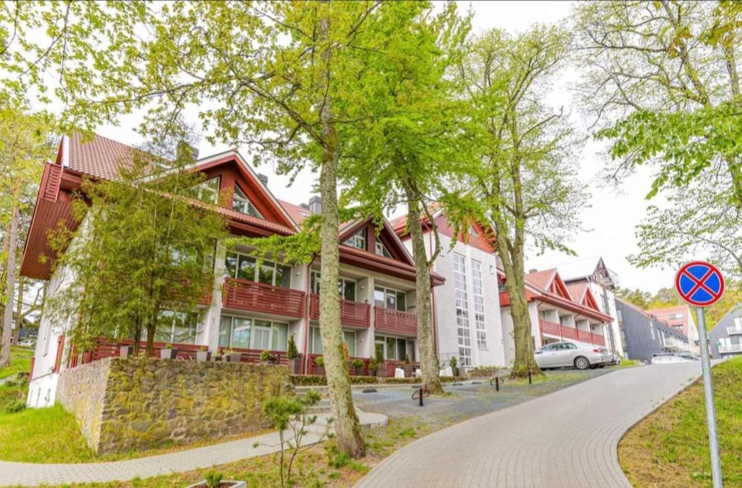 Liuto Apartamentai Juodkrantė Εξωτερικό φωτογραφία
